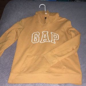 Woman’s GAP sweater